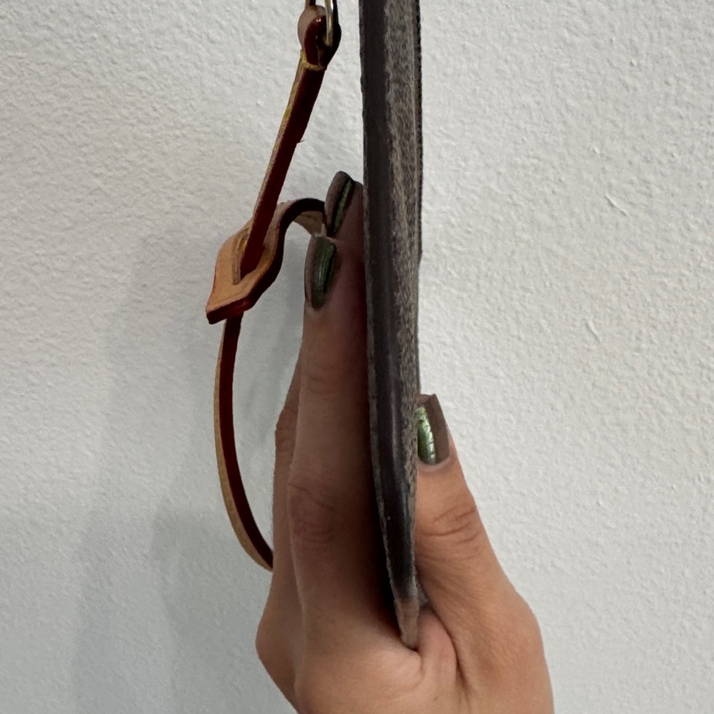 Monogram Wristlet with pink interior - Picture 8 of 12